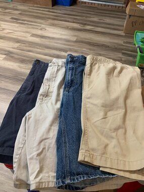 4 Pairs Men's Shorts Size 40-42